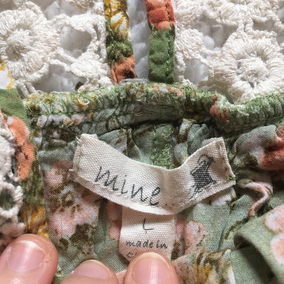 Floral Tank Top - Picture 3 of 7